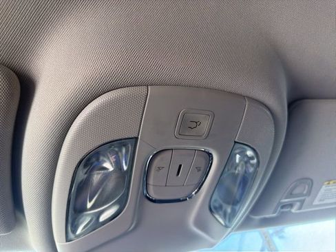 Used 2022 Jeep Compass Latitude w/ Convenience Group image 28