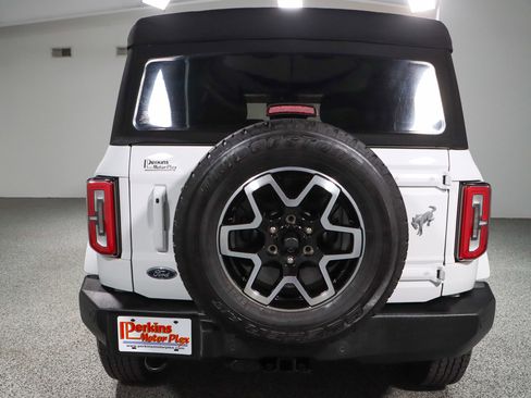 Used 2022 Ford Bronco Outer Banks image 8