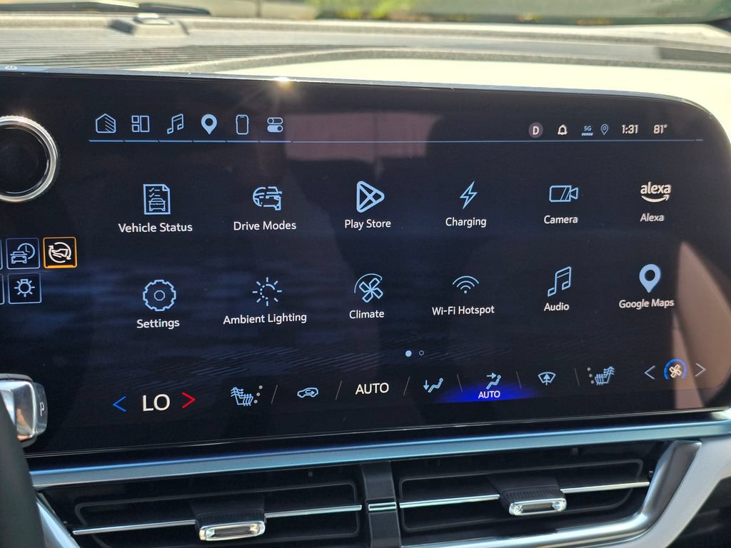 Used 2025 Chevrolet Equinox EV LT FWD image 28