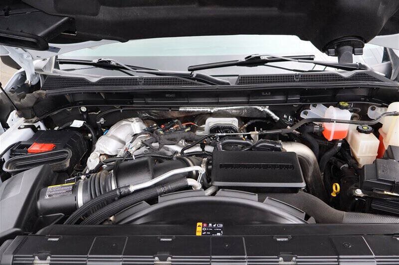 Used 2025 GMC Sierra 3500 Denali w/ Denali Reserve Package AWD/4WD image 11