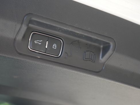 Certified 2025 Ford Explorer ST AWD/4WD image 28