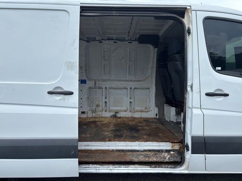 Used 2016 Mercedes-Benz Sprinter 144 Cargo image 19