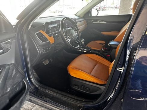 Used 2024 Kia Seltos EX FWD image 8