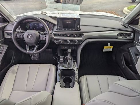 New 2025 Acura Integra image 10