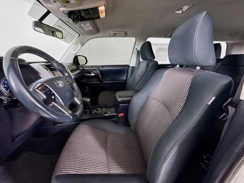 Certified 2019 Toyota 4Runner TRD Off-Road AWD/4WD image 22
