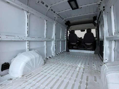 Used 2026 RAM ProMaster 2500 w/ Convenience Group FWD image 29