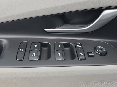 New 2026 Hyundai Elantra Limited image 26