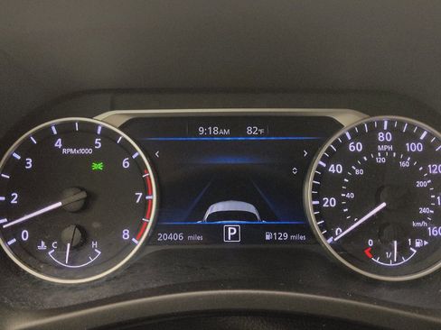 Used 2024 Nissan Sentra SV FWD image 23