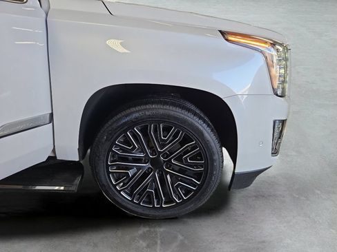 Used 2020 Cadillac Escalade Platinum AWD/4WD image 53