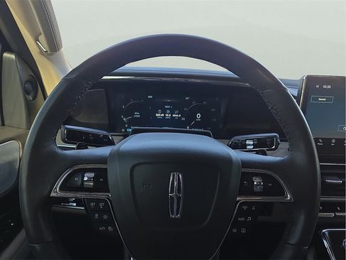 Certified 2023 Lincoln Navigator L Reserve image 19