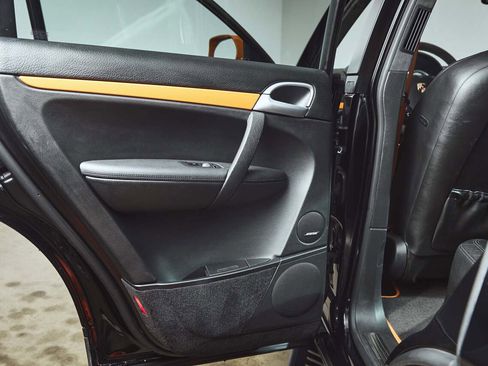 Used 2010 Porsche Cayenne S Transsyberia image 20