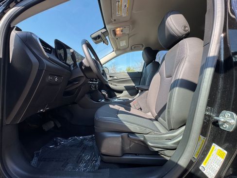 Used 2025 Buick Encore GX Preferred image 23