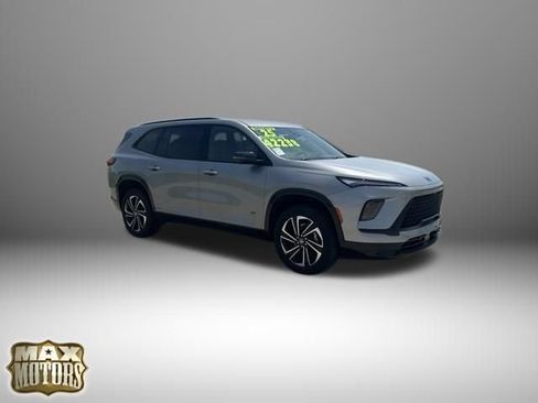 Used 2025 Buick Enclave Sport Touring FWD image 13