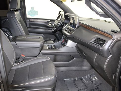 Used 2023 Chevrolet Tahoe Premier image 30