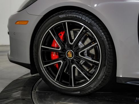 Used 2023 Porsche Panamera GTS AWD/4WD image 91