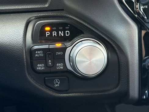 Used 2024 RAM 1500 Laramie AWD/4WD image 33