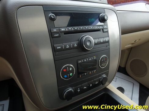 Used 2011 GMC Sierra 3500 SLT w/ SLT Convenience Package AWD/4WD image 19