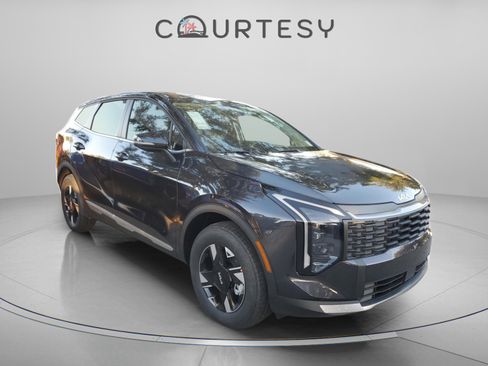 New 2026 Kia Sportage LX w/ LX Convenience Package AWD/4WD image 5