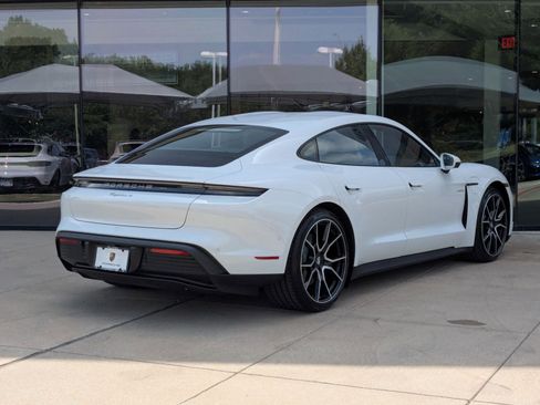 New 2026 Porsche Taycan image 9