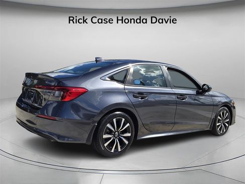 Certified 2023 Honda Civic EX image 7