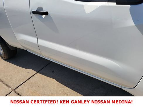 Used 2022 Nissan Frontier S RWD image 13