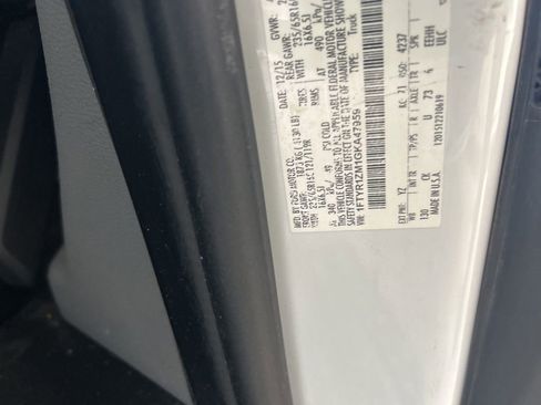 Used 2016 Ford Transit 250 130 Low Roof w/ Exterior Upgrade Package image 40