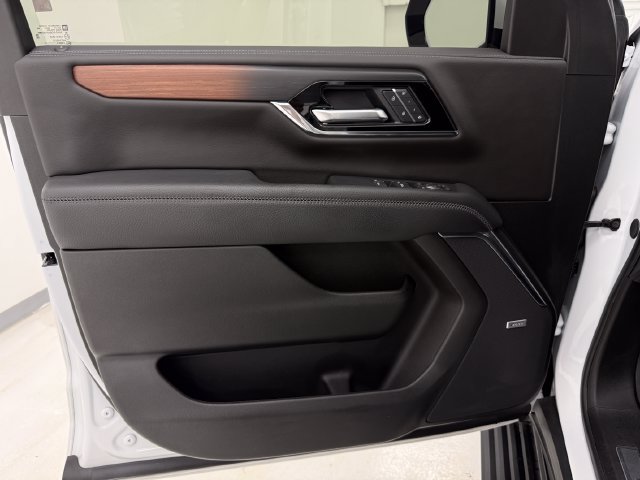 Used 2026 GMC Yukon Denali w/ Sun & Power Step Package RWD image 29