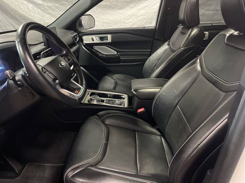 Used 2021 Ford Explorer ST w/ Equipment Group 401A AWD/4WD image 19