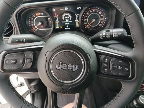 Used 2026 Jeep Wrangler Unlimited Rubicon w/ Safety Group AWD/4WD image 54