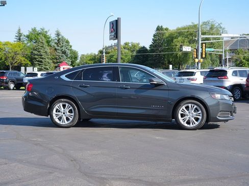 Used 2015 Chevrolet Impala LT FWD image 2