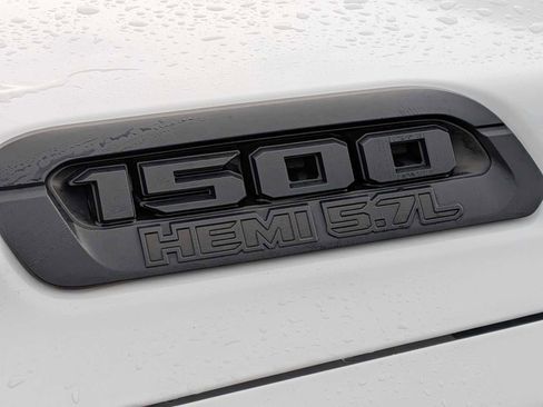 Used 2021 RAM 1500 Big Horn image 12