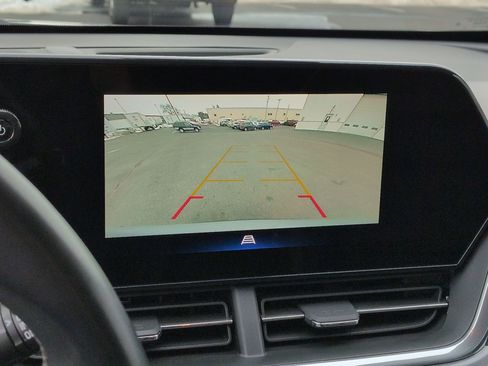 Certified 2025 Chevrolet Trax ACTIV w/ Driver Confidence Package image 14