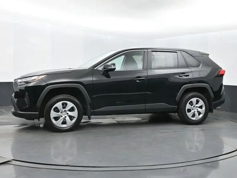 Used 2023 Toyota RAV4 LE image 5
