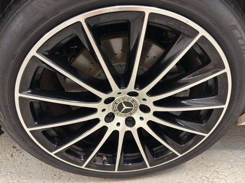 Used 2021 Mercedes-Benz S 580 4MATIC Sedan w/ AMG Line image 38