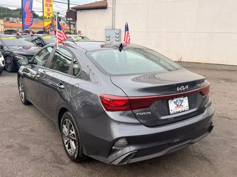 Used 2024 Kia Forte LXS FWD image 5