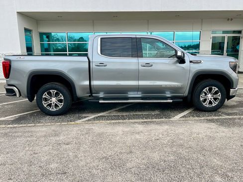 New 2026 GMC Sierra 1500 SLE image 31