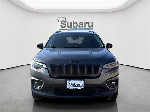 Used 2022 Jeep Cherokee Latitude image 2