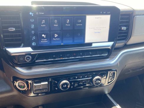 Used 2022 Chevrolet Silverado 1500 RST AWD/4WD image 21