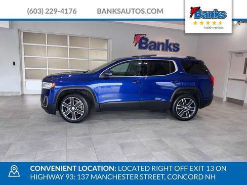 Certified 2023 GMC Acadia SLT w/ Technology Package AWD/4WD image 7