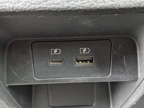 Used 2024 Mitsubishi Outlander SE FWD image 19