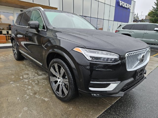 Used 2023 Volvo XC90 B6 Ultimate w/ Protection Package Premier AWD/4WD image 3