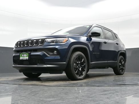 New 2026 Jeep Compass Latitude AWD/4WD image 11