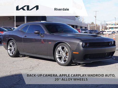 Used 2020 Dodge Challenger R/T image 1
