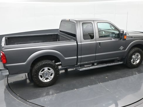 Used 2011 Ford F250 XLT w/ Chrome Pkg RWD image 26
