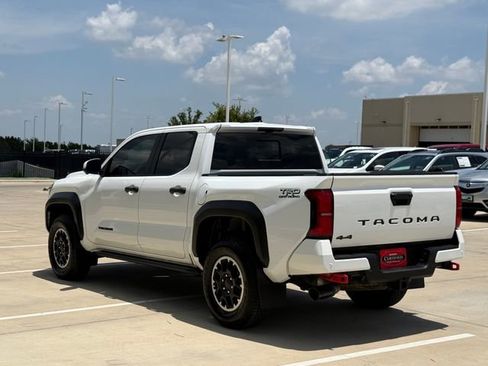 Used 2024 Toyota Tacoma TRD Off-Road w/ TRD Off Road Premium Package AWD/4WD image 6