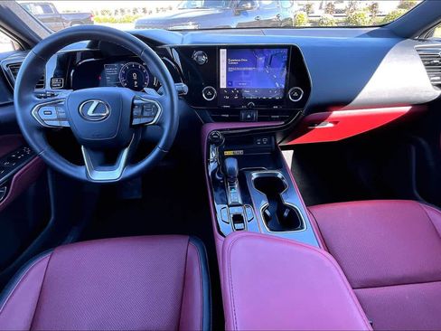 Used 2025 Lexus NX 250 Premium w/ Accessory Package (Z1) image 16