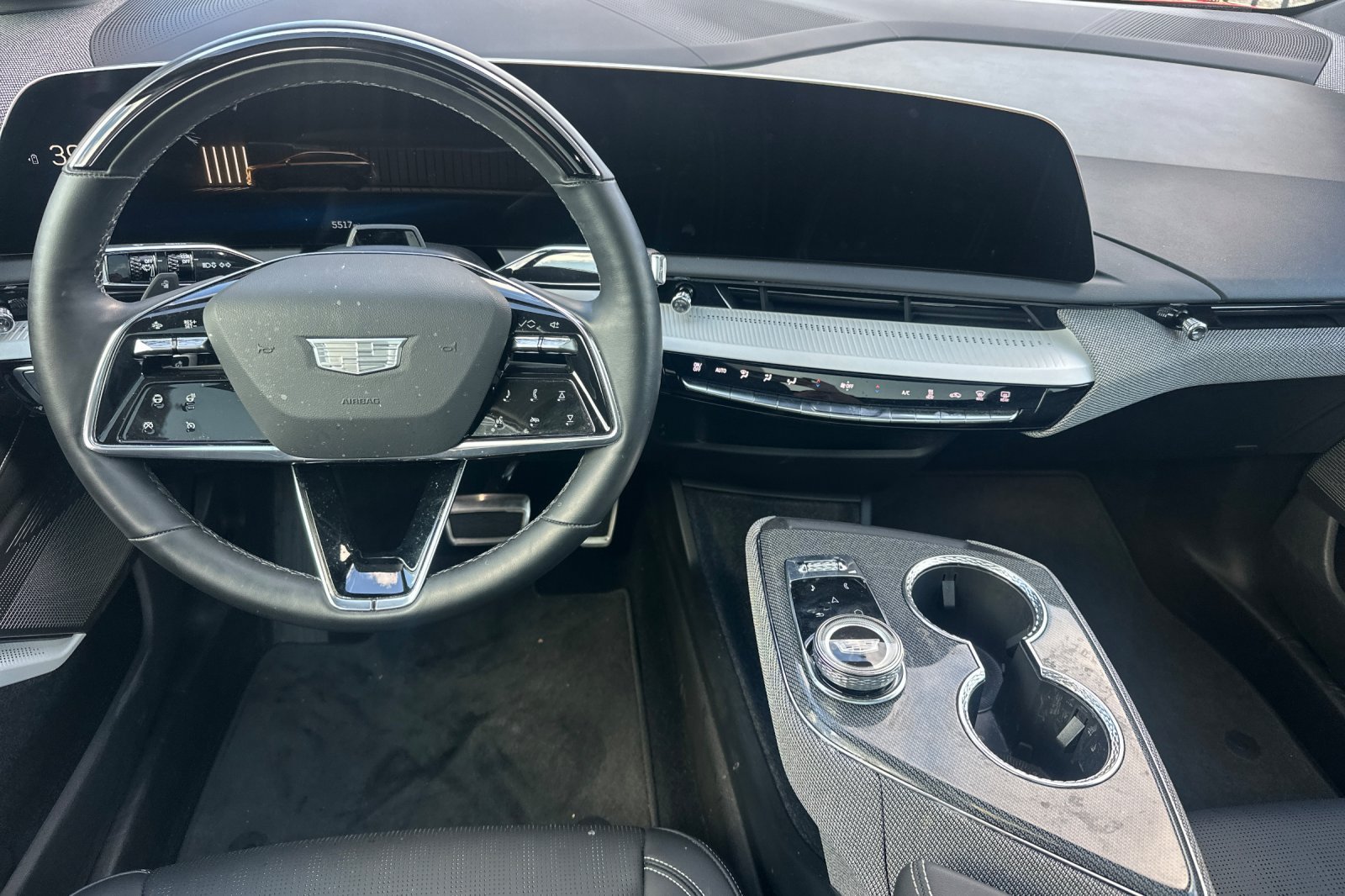 Certified 2025 Cadillac Optiq Sport 2 AWD/4WD image 16