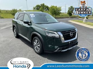 Used 2024 Nissan Pathfinder SL AWD/4WD video 1