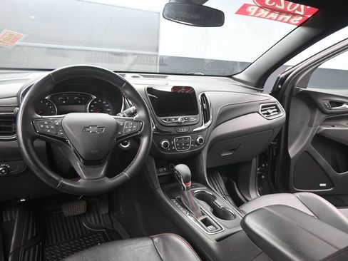 Used 2023 Chevrolet Equinox RS w/ RS Leather Package FWD image 18