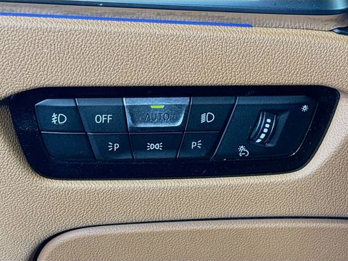 Used 2021 BMW 430i Convertible w/ M Sport Package RWD image 11